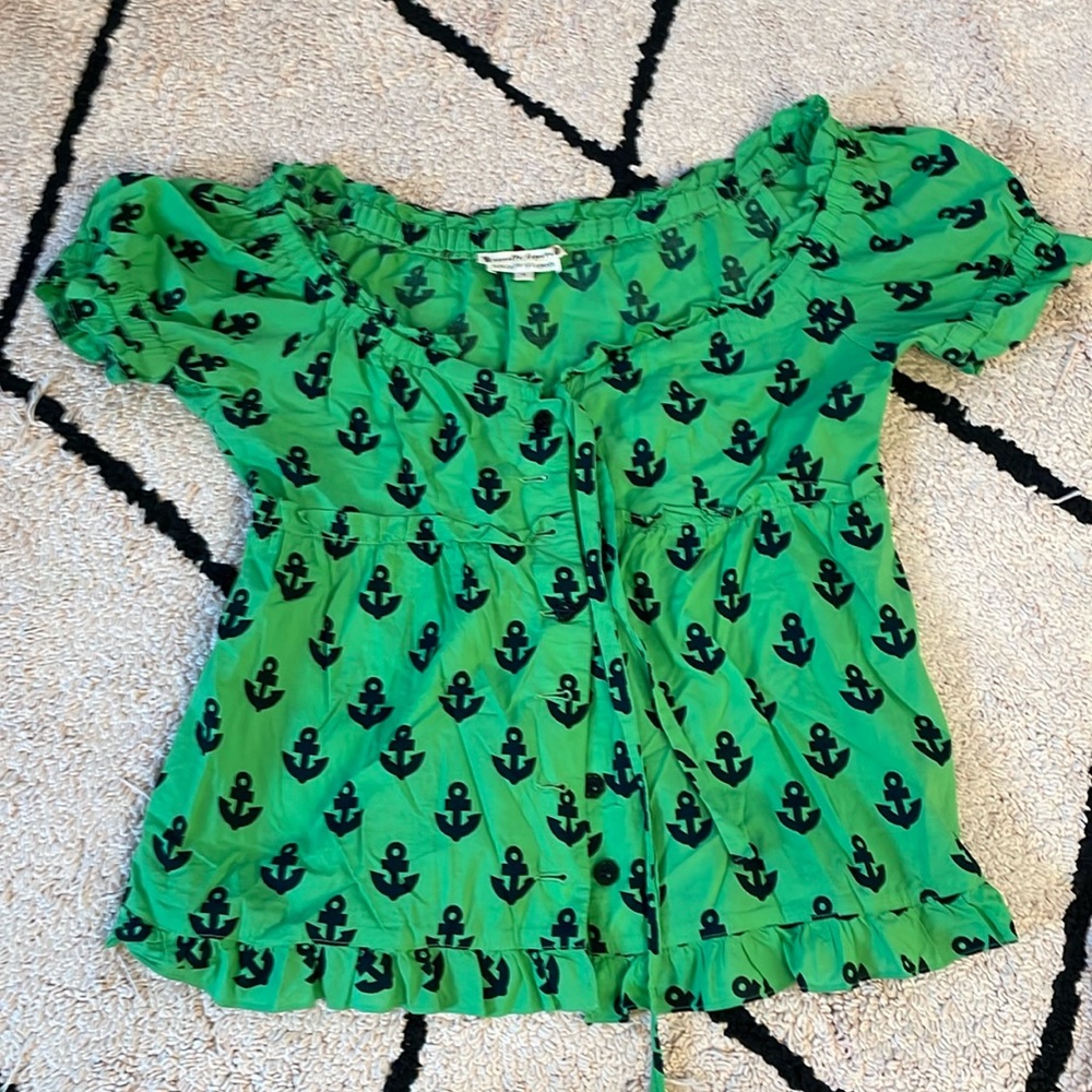 NANETTE LEPORE GREEN/BLUE ANCHOR BUTTON TOP SIZE 4